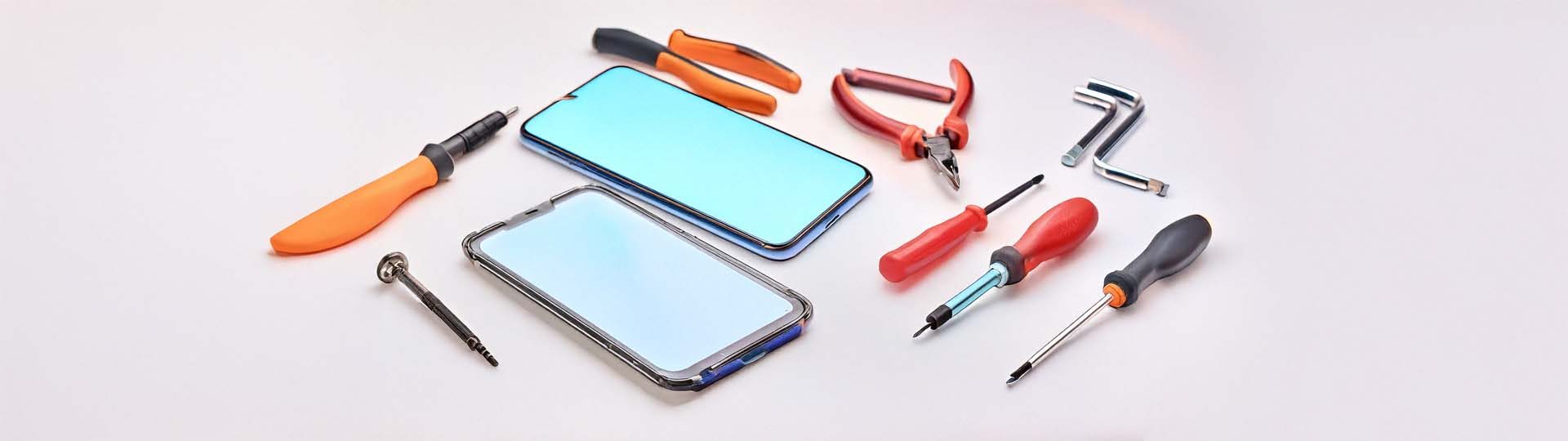 wymiana szybki w telefonie